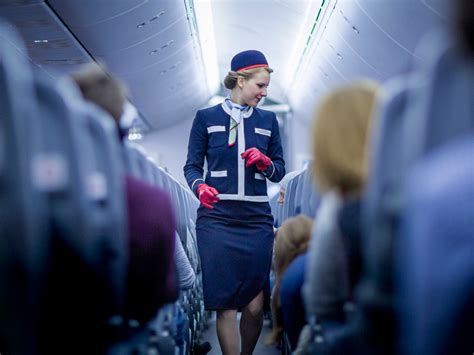 What Its Really Like To Be A Flight Attendant Business Insider