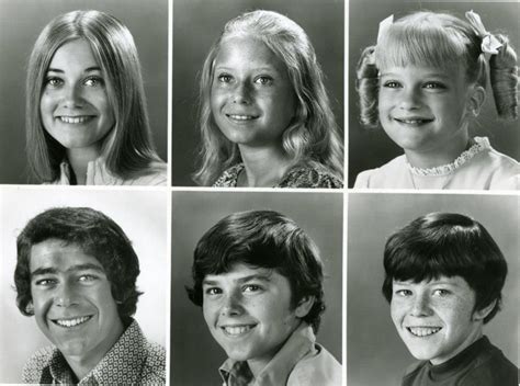 pin by theresa gogs 💖 on tv show s that i grew up watching the brady bunch tv moms 70s tv shows