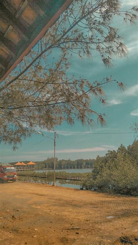 Sejumlah kendaraan menerjang genangan air yang cukup tinggi ketika melintas di tol. ıllıllı 𝒫𝒾𝓃𝓉𝑒𝓇𝑒𝓈𝓉: 𝓂𝓎𝓃𝓃𝓈𝒶𝓃🎈 ıllıllı | Landscape photography, Aesthetic photography, Instagram ...