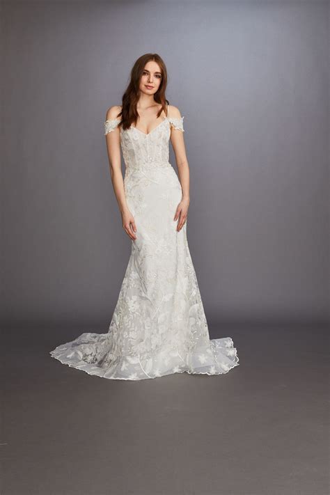See more ideas about lazaro bridal, bridal gowns, bridal. Lazaro Spring 2020 Wedding Dress Collection | Wedding ...