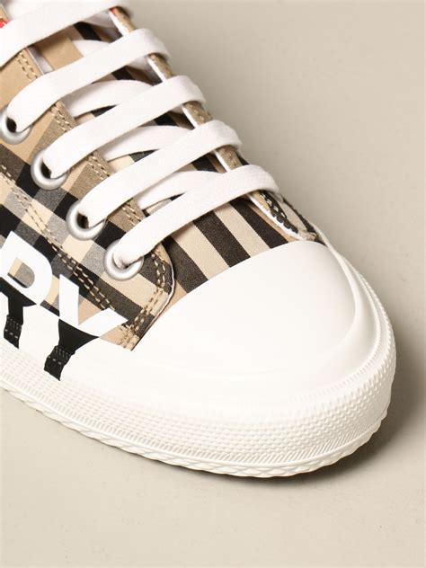 Burberry Low Top Sneakers In Check Canvas And Logo Beige Sneakers