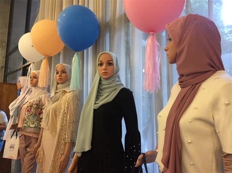 Turut membintangi hafidz roshdi, amira othman, nadya syahera, alif hadi dan ramai lagi. Dapatkan Koleksi Helena Kalau Nak Stail Macam Neelofa ...