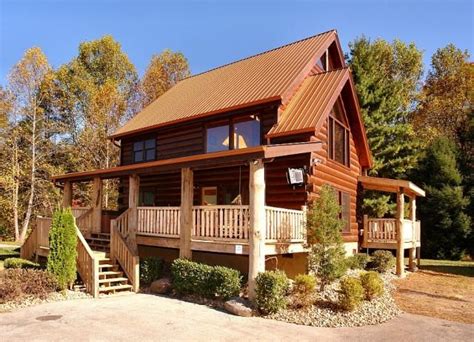 We have smoky mountain cabins and chalets that offer gorgeous views and the privacy you need for a relaxing vacation. Parkside Cabin Rentals in Gatlinburg, TN - (865) 436-5...