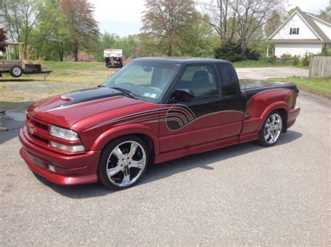2000 S10 Xtreme Extended Cab Sportside Full Custom Show Truck Low Rider