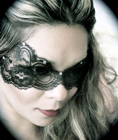 living my style tuesday treasures vtd lace masks are back