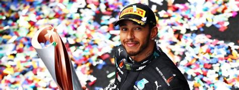 Lewis hamilton ist auf den hund gekommen. Lewis Hamilton hunde a Alonso y Renault: "tú no entras en ...