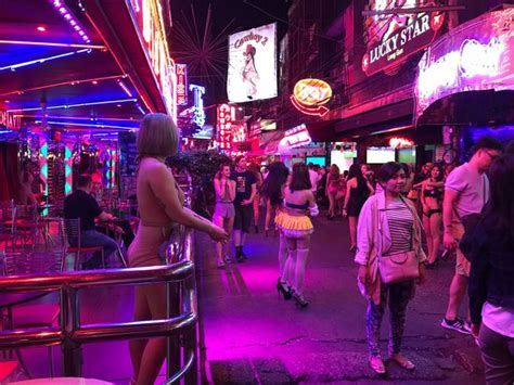 Bangkok Red Light District To Be Remodelled On Cotswolds To Drive