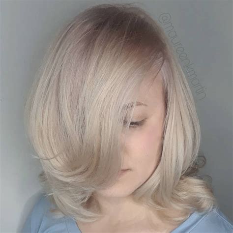 Redken Shadeseq V Rb And A Capful Of Pastel Pink Champagne
