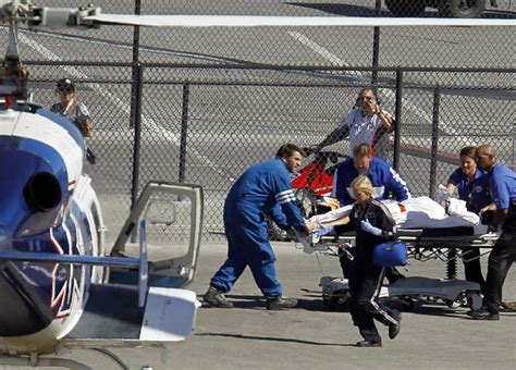 Dan Wheldon Dies In 15 Car Indycar Crash Cbs News