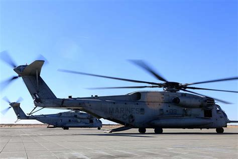 Two Us Marine Corps Ch 53e Super Stallion Helicopters Picryl Public