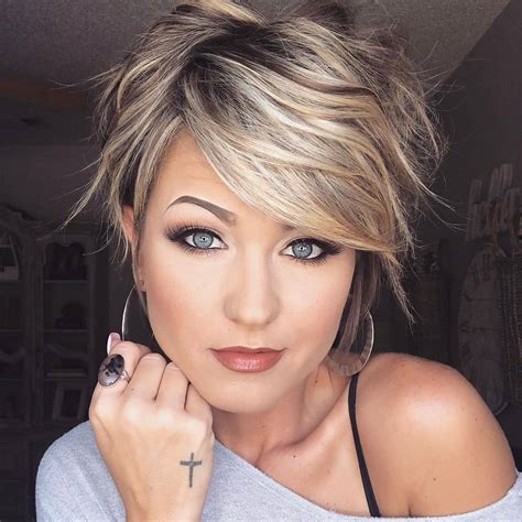 Short haircuts are popular among many different hair types and textures. 10 Trendy Short Hairstyles for Straight Hair - Pixie Haircut for Female 2020