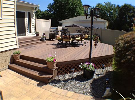 It's recommended that joists be on 16″ centers when using this decking. Long Island Deck Builders: Why Choose Fiberon Composite ...