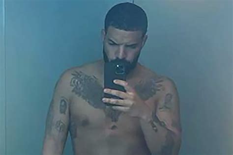 Drake Flaunts Buff Body In Shirtless Selfie Cover Stories Celebrity News Coast2coastsounds