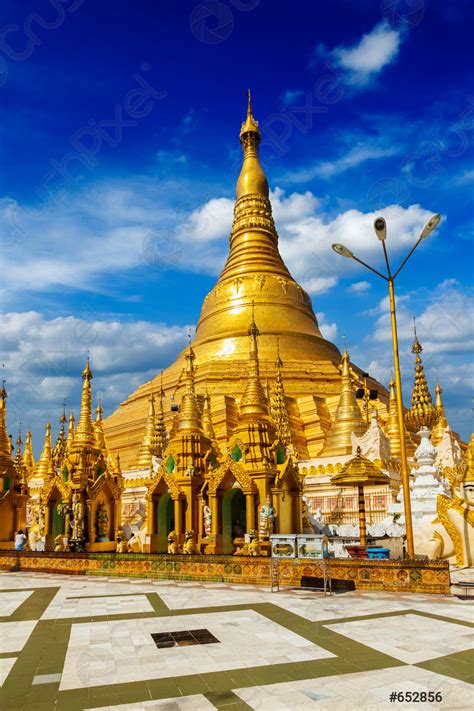 Pagode De Shwedagon Stock Photo Crushpixel