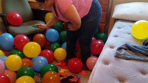 Balloon Prank On Girlfriend 216 Balloons Youtube