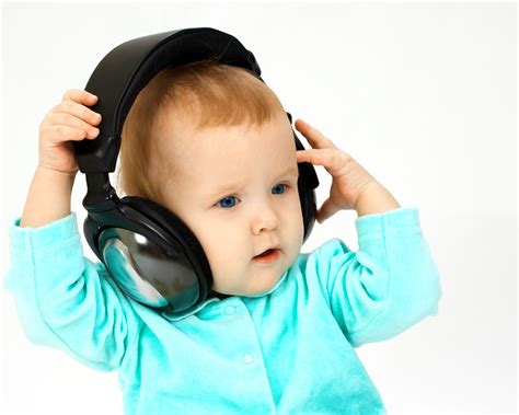 Wallpaper Baby listen to music 2560x1600 HD Picture, Image