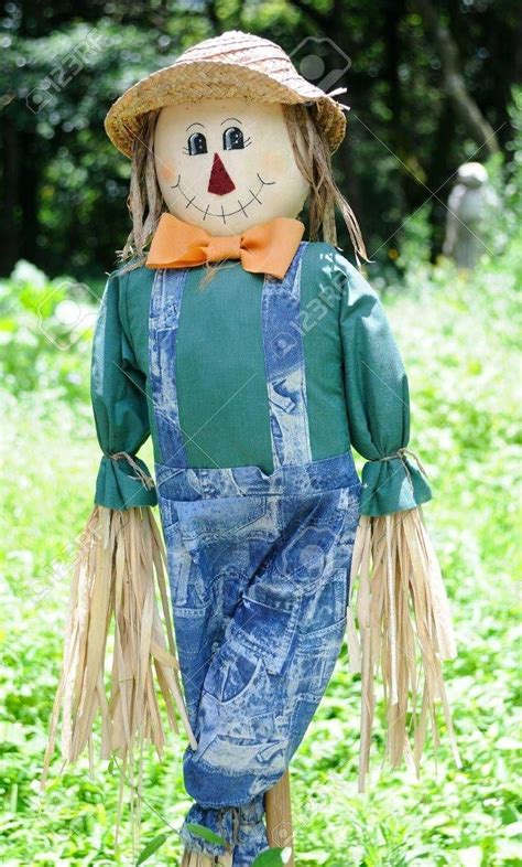 Unique Funny And Creative Diy Scarecrow Ideas For Your Garden Outdoor
