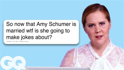 Amy Schumer Replies To Fans On The Internet Actually Me Gq Youtube