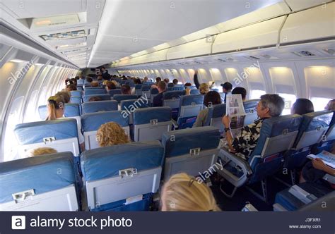 Its unit cost was us$4.0m (1968) ($29.8m today). Boeing 737 200 Stock Photos & Boeing 737 200 Stock Images ...