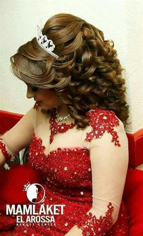 Pin By Catherine Sambou On Castle Pakistani Bridal Makeup Hairstyles