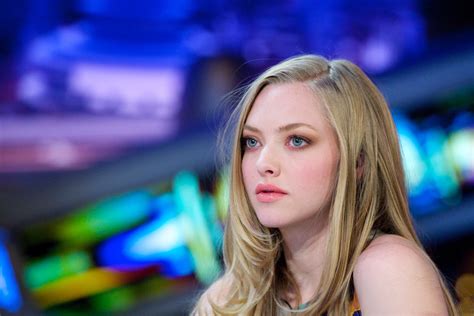 Hollywood Celebrities Amanda Seyfried Profile Picture