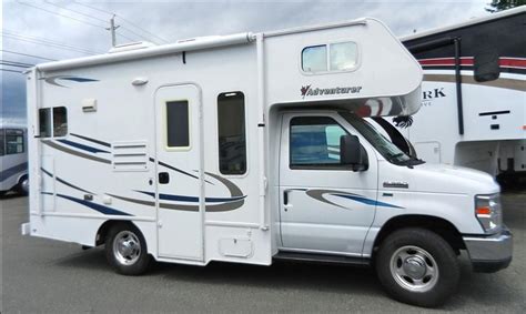 2012 Adventurer 19rk This Great Bright Motorhome Has A Rear Kitchen A