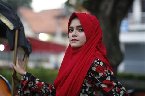 Eu Court Rules Workplaces Can Legally Ban Hijab For ‘neutrality