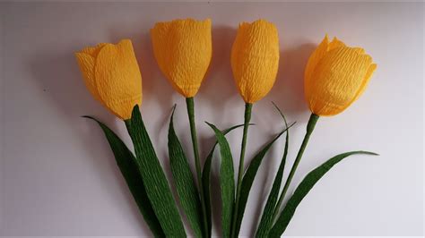 Como Hacer Flores De Papel Muy Facil Tulipan De Papel Crepe Youtube