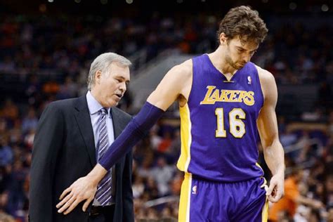 Mike Dantoni Of Los Angeles Lakers Fires Back At Pau Gasol Keep It In House