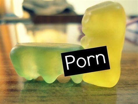 Шокуюче порнозірки розповіли з якими дивними предметами займалися