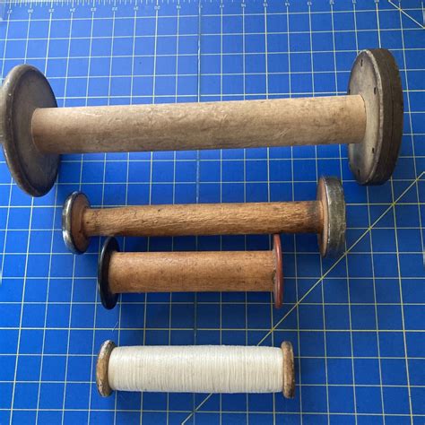 4 Vintage Wood Spools Bobbins Spindles Industrial Sewing Etsy
