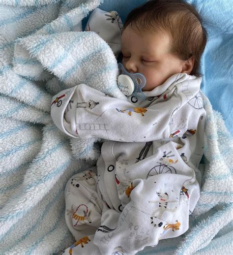 17 Preemie Reborn Babies Lifelike Sleeping Weighted Silicone Newborn