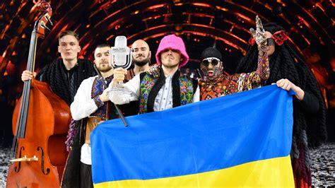 eurovision ukraine s kalush orchestra wins amid war with russia