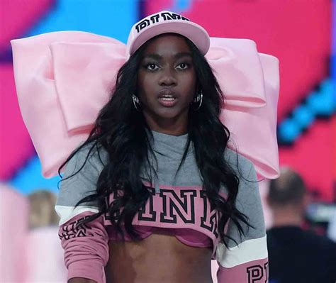Zuri Tibby Hair And Makeup At The Victorias Secret Fashion Show 2016