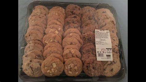 Costco has a 3 pound colossal cookie giant food. Costco's entire cookie tray challenge!! - YouTube