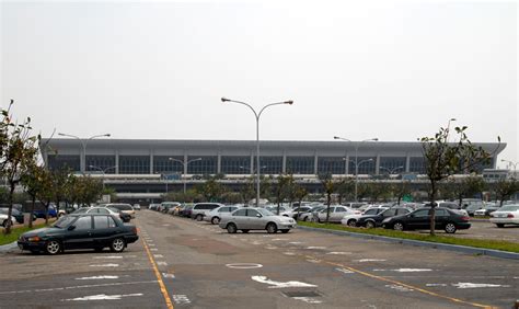 Chiang kai shek international airport. File:CKS Airport Terminal One.jpg - 维基百科