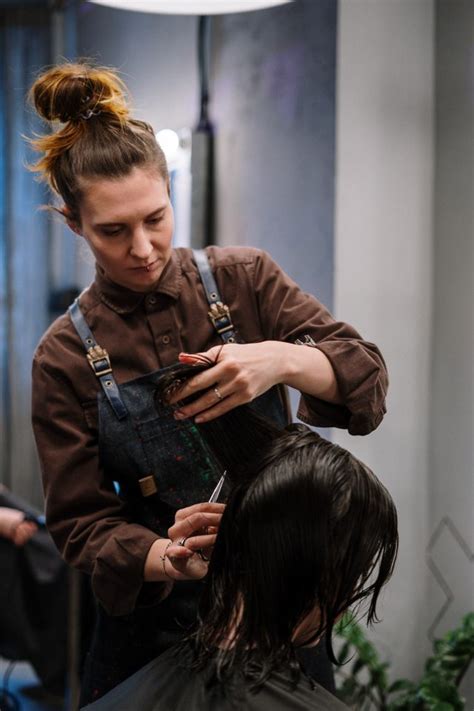 29 Epic Queer And Lesbian Haircuts And Lesbian Hairstyles