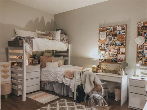 brooke brookebauerkemper instagram photos and videos college dorm room decor cozy dorm