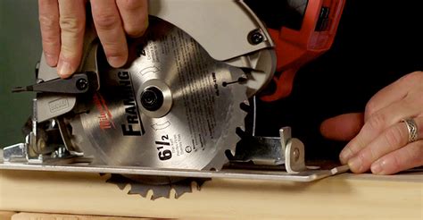 How To Use A Circular Saw Safely While You Are Working Saw Wiz