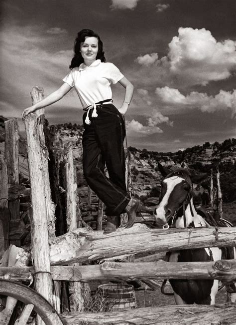 Wanda Hendrix Sierra 1950 Old Western Movies Western Movies