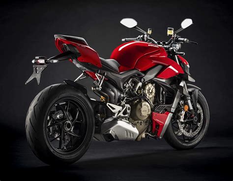 Bahkan bisa dilihat juga review oleh yang sudah punya streetfighter terbaru. Мотоцикл Ducati Streetfighter V4 S 2020 Фото ...