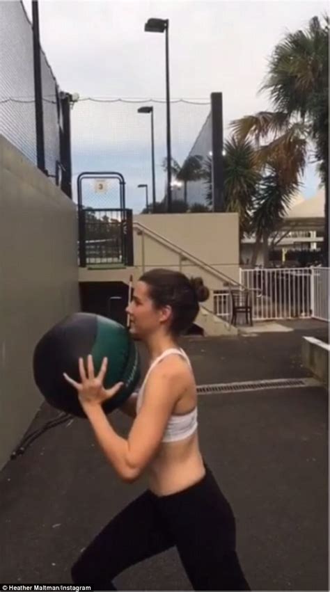 The Bachelor S Heather Maltman Shows Off Impressive Physique After