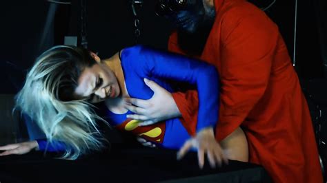 Supergirl Gets Powerless With The Mighty Dick Eporner
