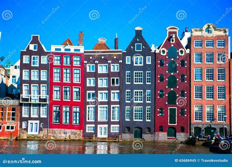 Case Medievali Olandesi Tradizionali A Amsterdam Paesi Bassi Immagine
