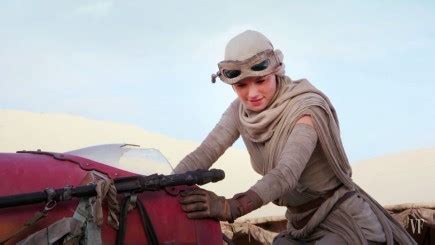 Lost Daughter Of Han Solo Rey Role In Star Wars Episode Revealed Daisy Ridley Blast Photo Shared