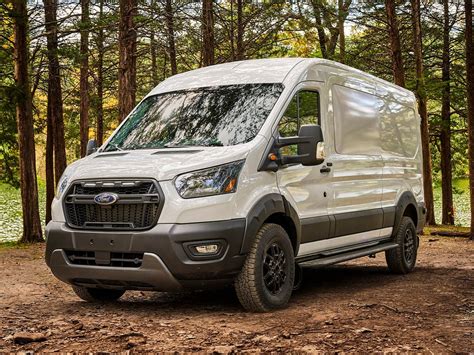 2023 Ford Transit Trail Preview