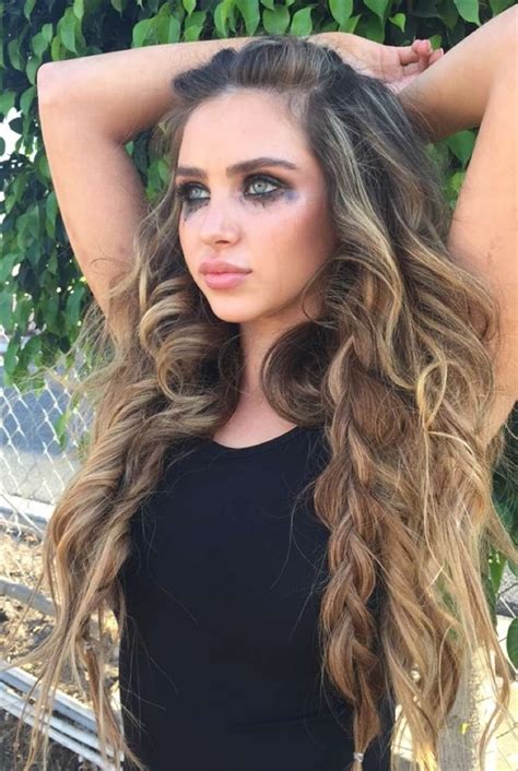 Ryan Newman Behind The Scenes Of Her Covered Topless Photo Shoot Jihad Celeb