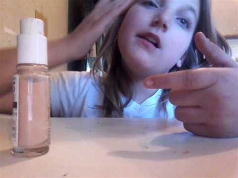 Makeup Tutorial By An Year Old Youtube