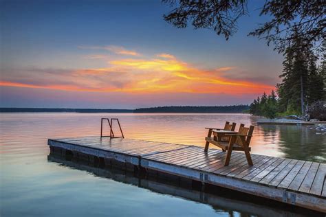 The 16 Most Beautiful Manitoba Lakes To Visit Road Trip Manitoba