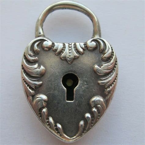 Vintage Locket Heart Shaped Padlocks Antique Keys Skeleton Key Lock